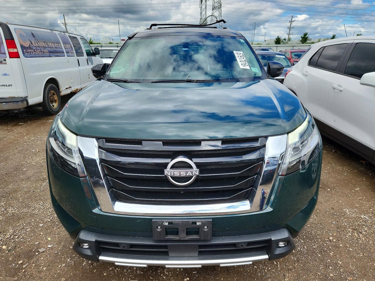 2022 Nissan Pathfinder Platinum - Фото 5