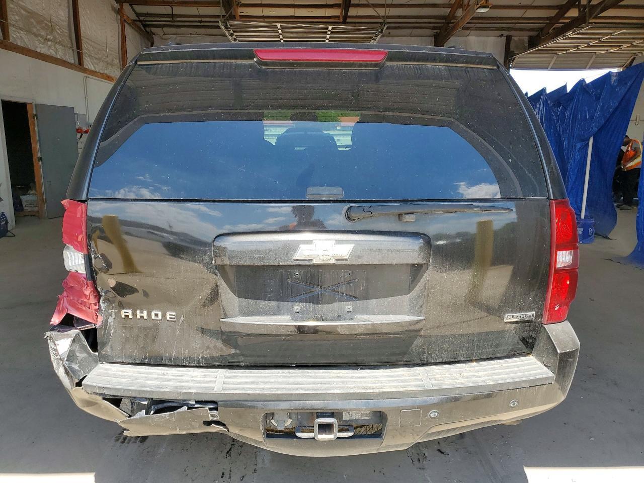 2008 Chevrolet Tahoe C1500 - Image 6