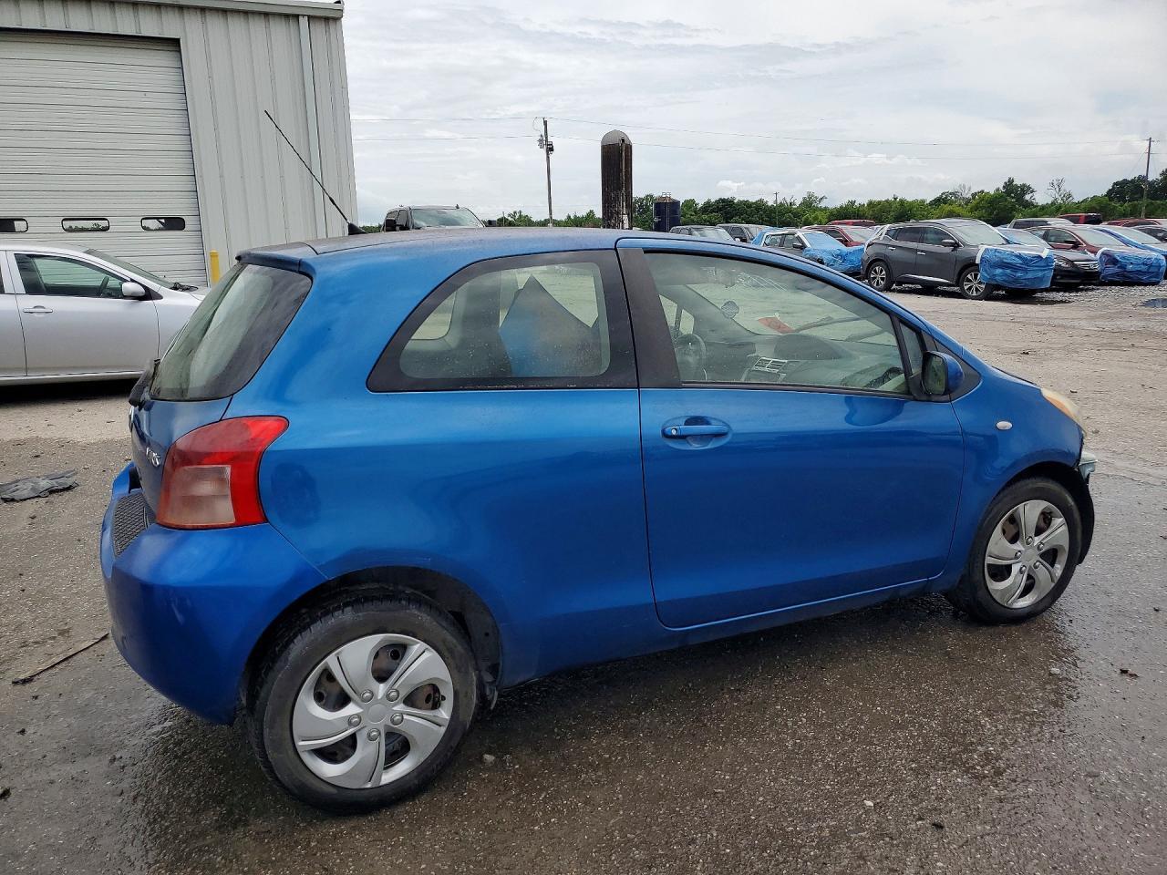 2008 Toyota Yaris Base - Фото 3