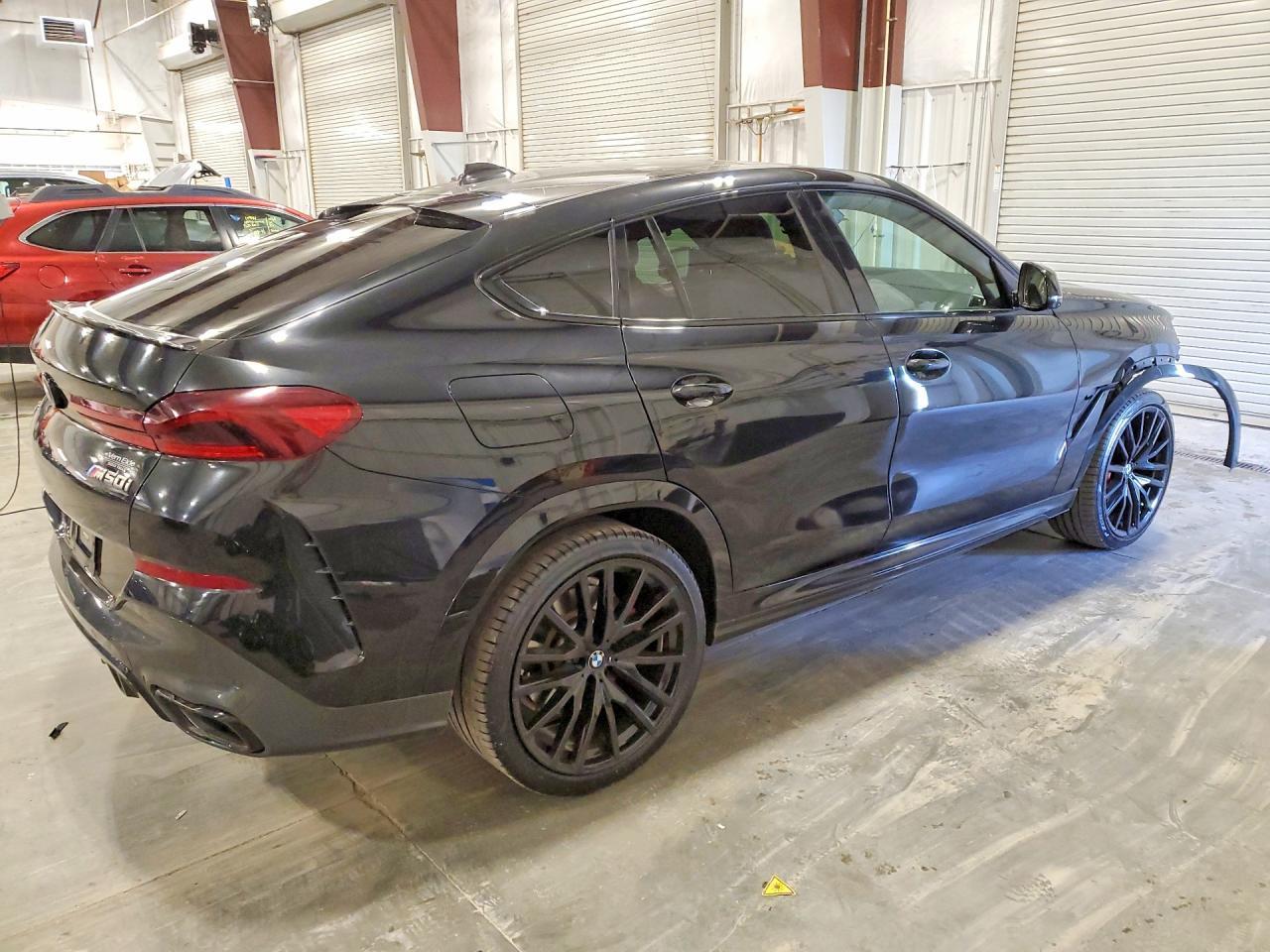 2021 BMW X6 M50I - Фото 3