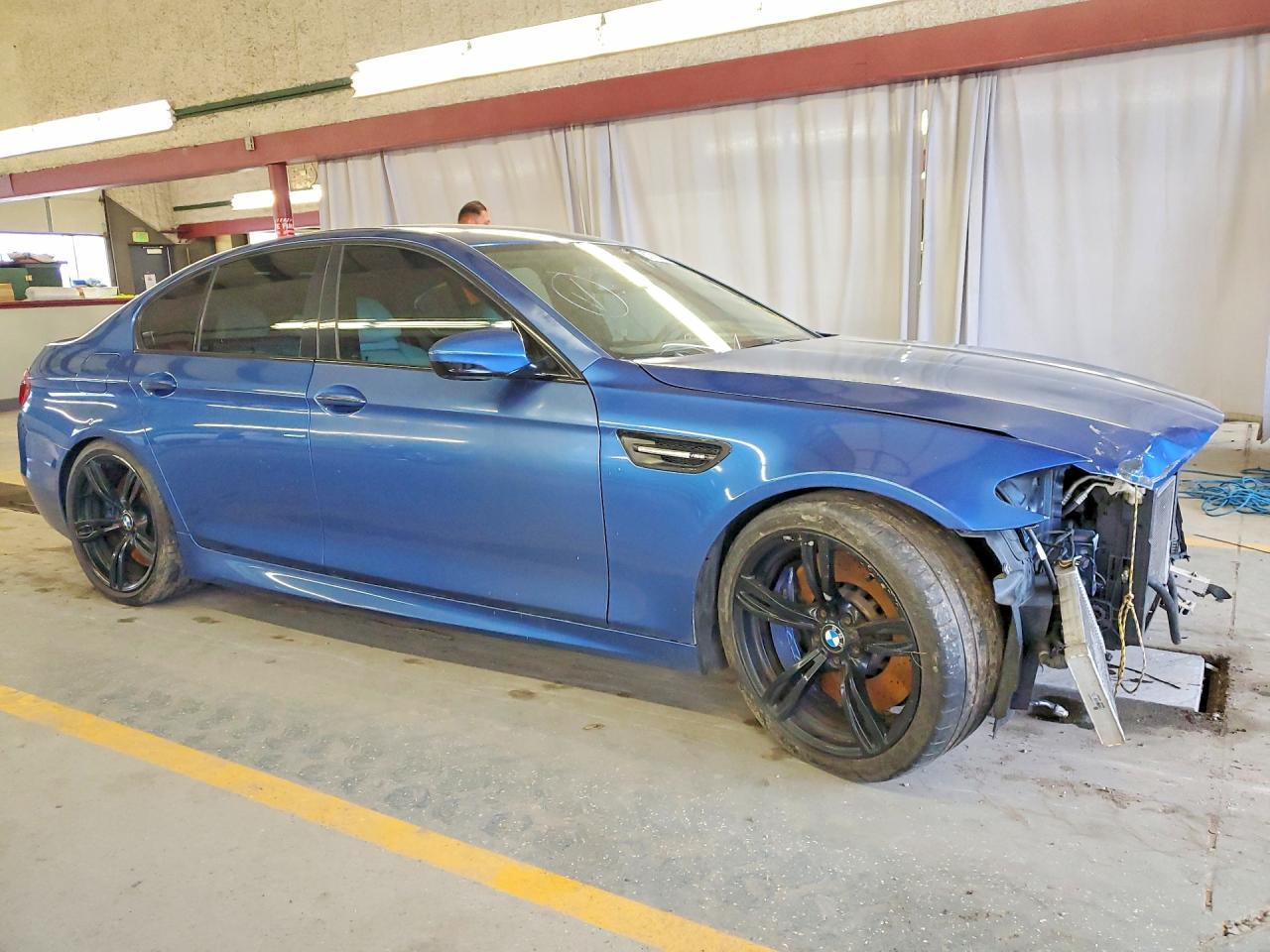 2013 BMW M5 - Фото 4