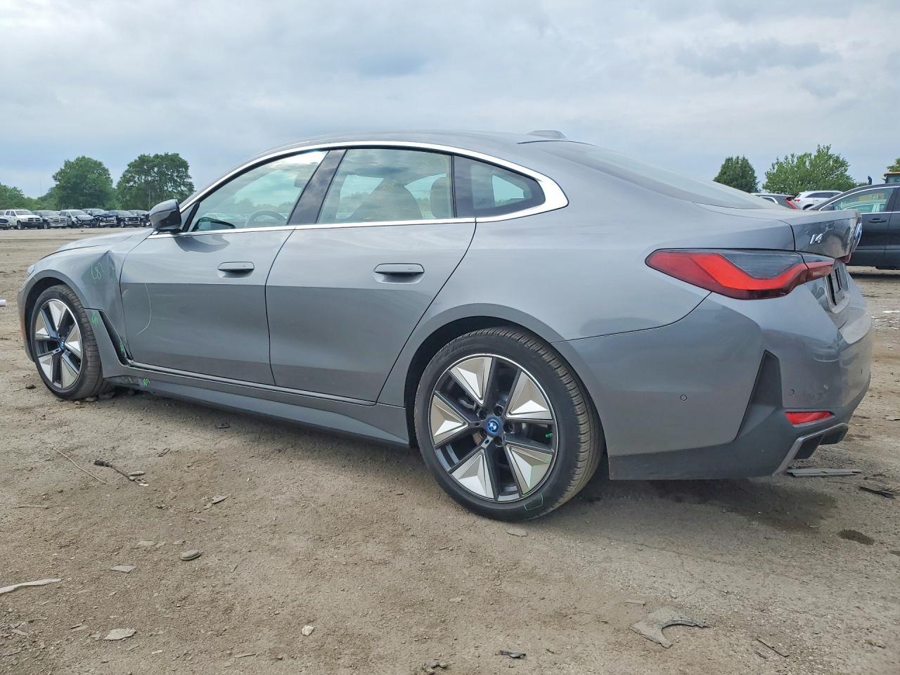 2024 BMW I4 xDrive 40 - Фото 2