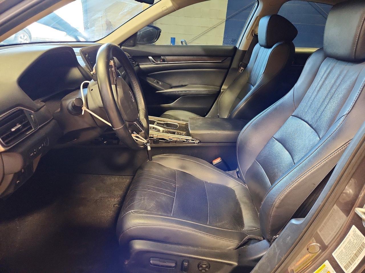 2021 Honda Accord Touring - Фото 7
