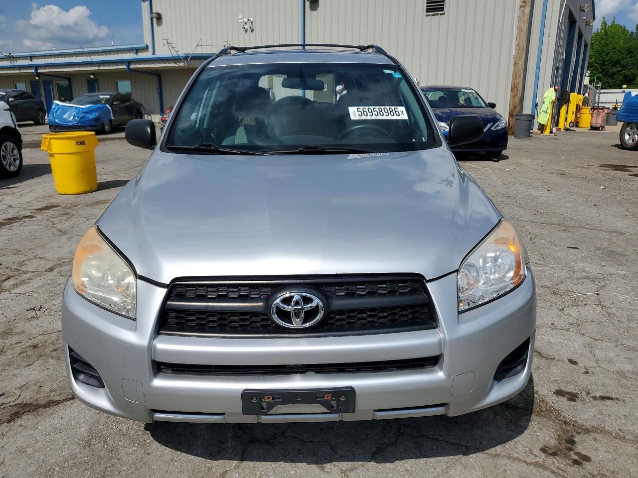 2011 Toyota Rav4 Base - Фото 5