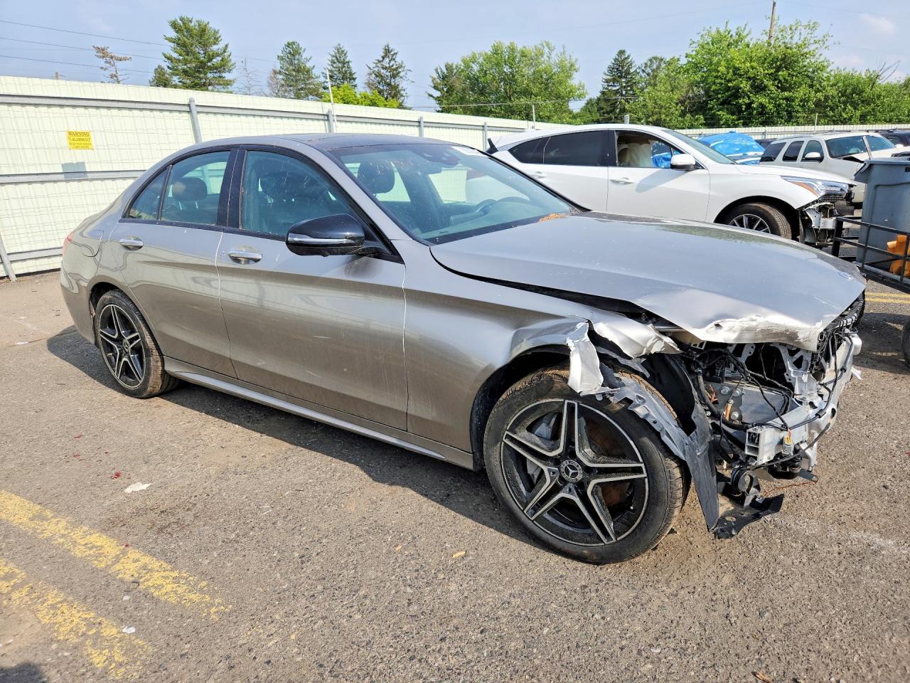 2020 Mercedes-Benz C 300 4Matic - Фото 4