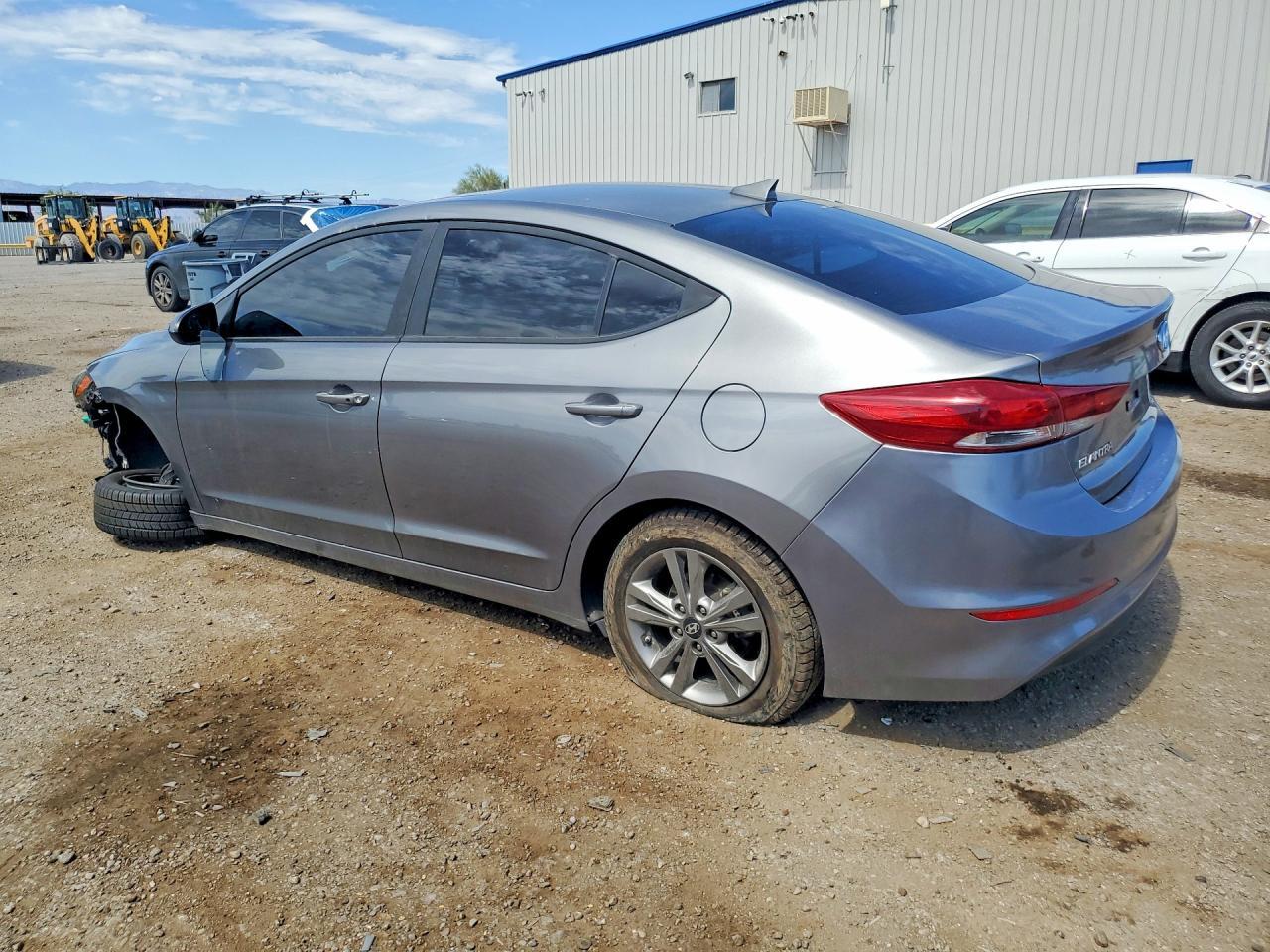 2018 Hyundai Elantra Value Edition - Фото 2