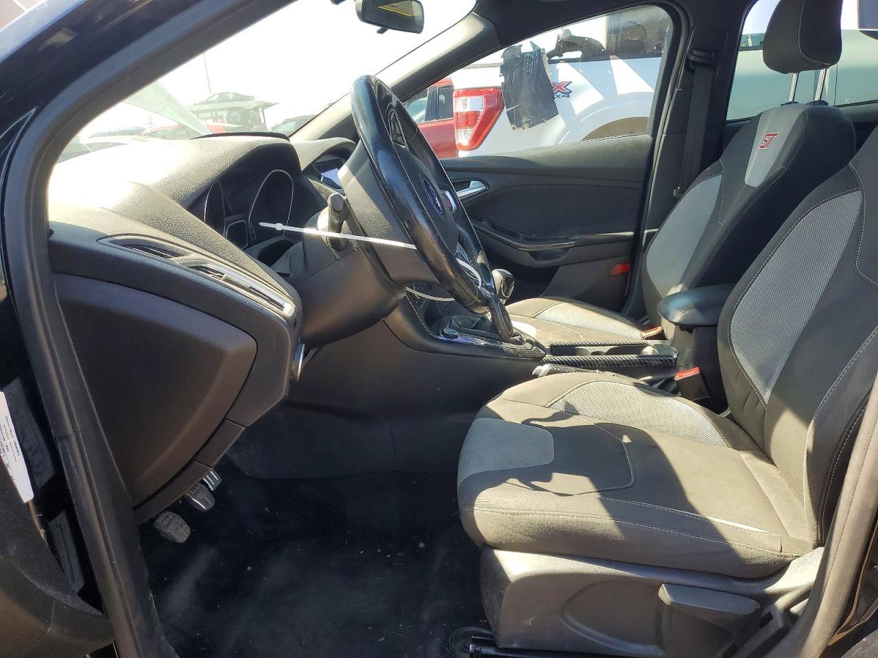 2016 Ford Focus St - Image 7