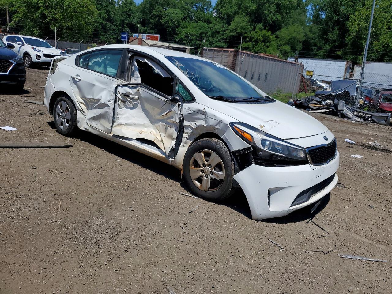 2017 Kia Forte Lx - Image 4