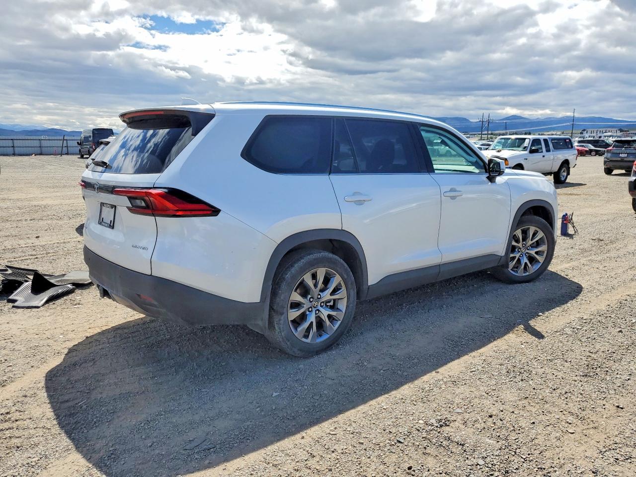 2024 Toyota Grand Highlander Hybrid Limited - Image 3