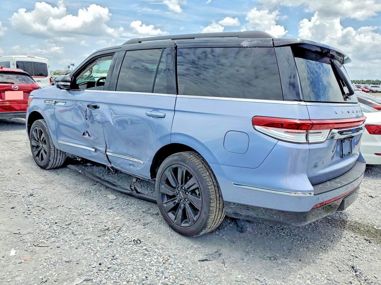 2024 Lincoln Navigator Black Label - Фото 2