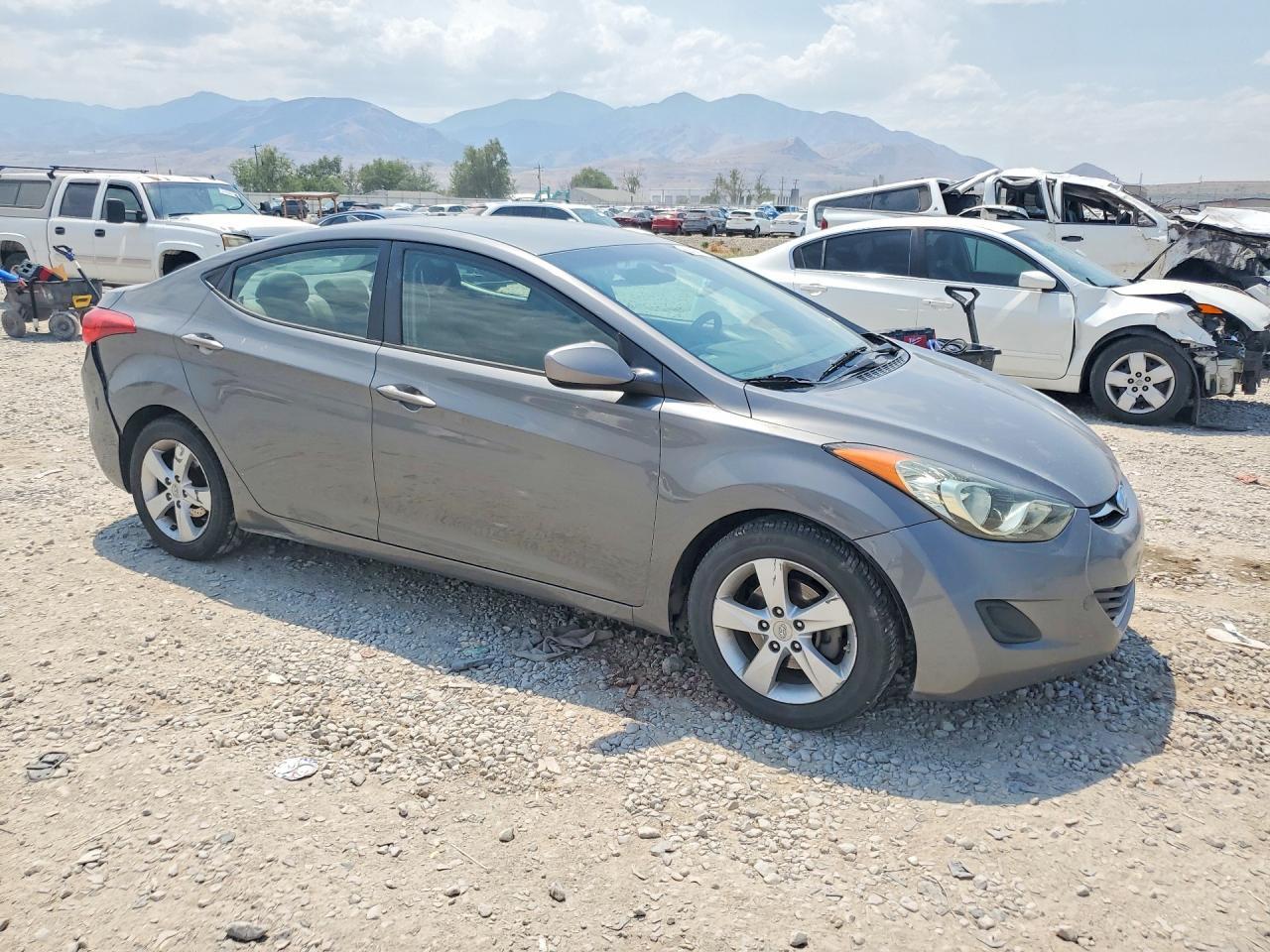 2013 Hyundai Elantra Gls - Image 4
