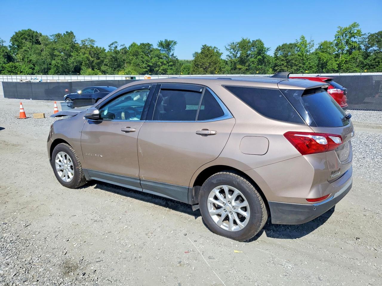 2019 Chevrolet Equinox Lt - Фото 2
