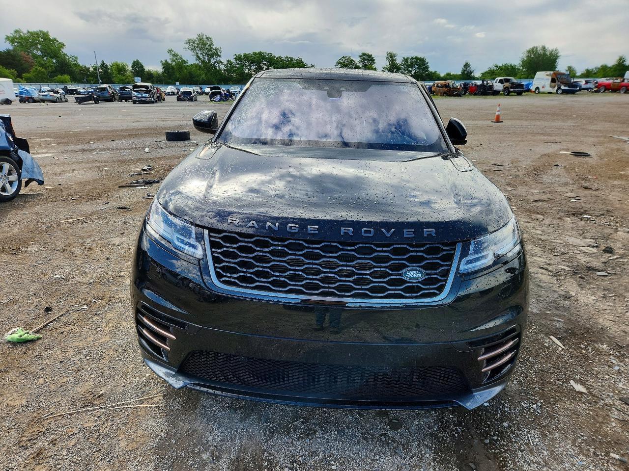 2018 Land Rover Range Rover Velar R-Dynamic Se - Image 5