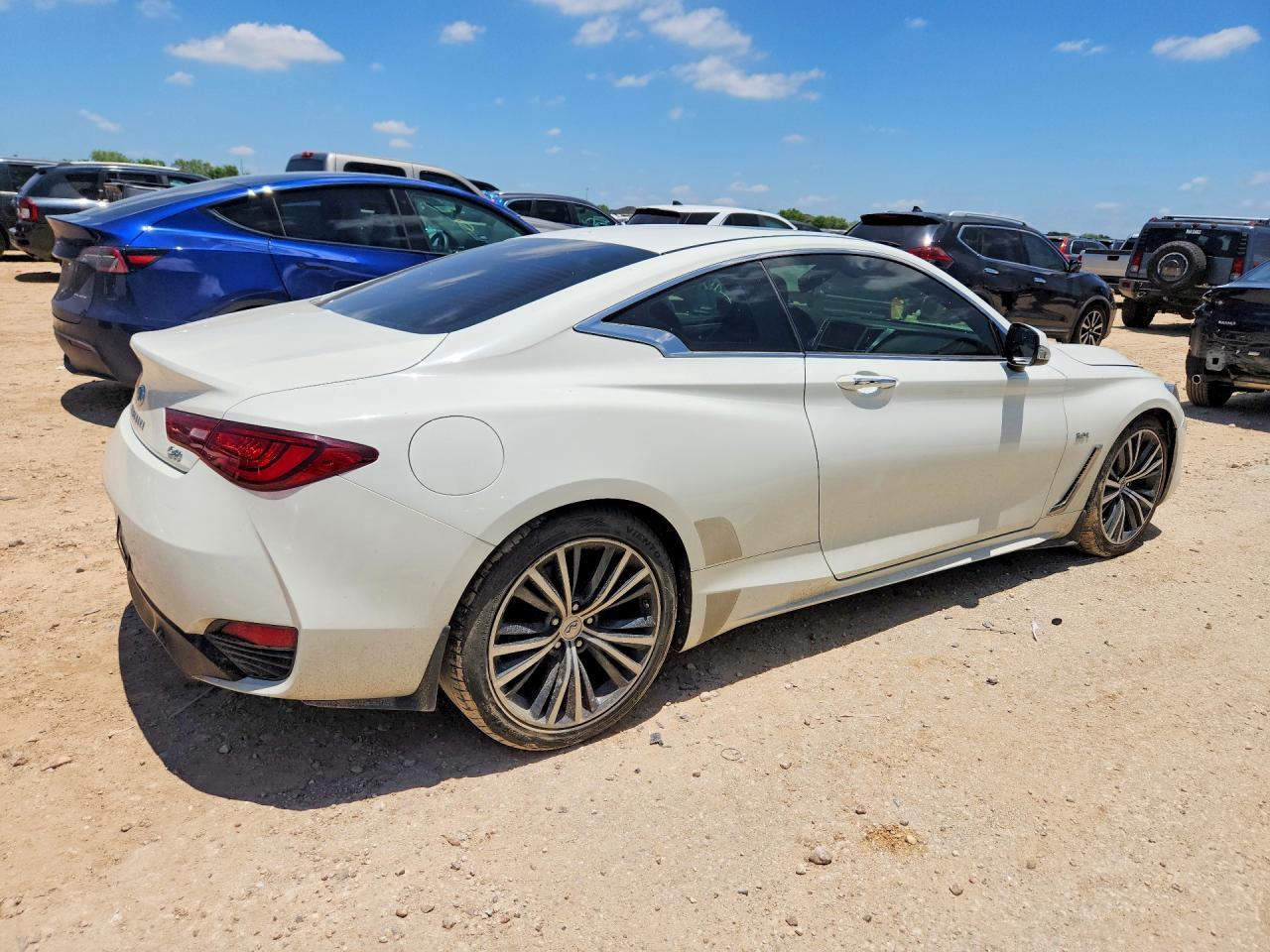 2018 Infiniti Q60 3.0T Luxe - Фото 3