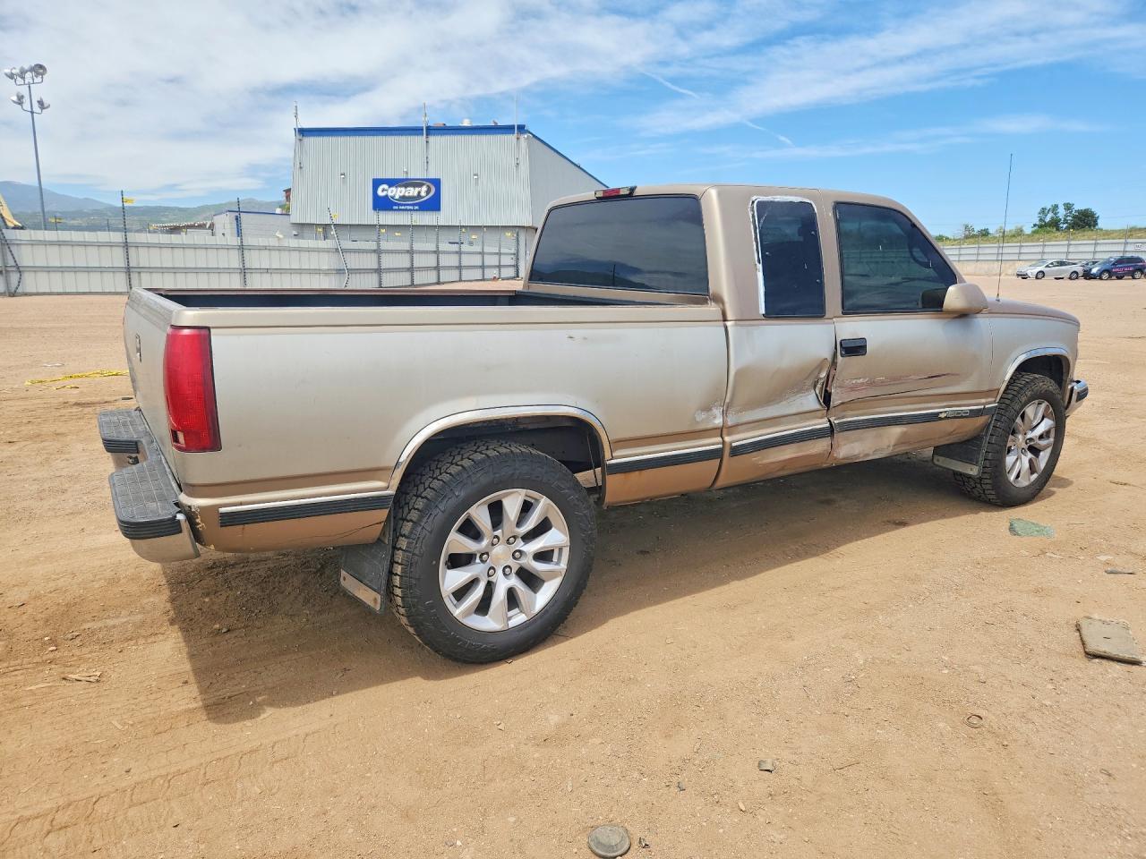 1995 Chevrolet 1500 - Image 3
