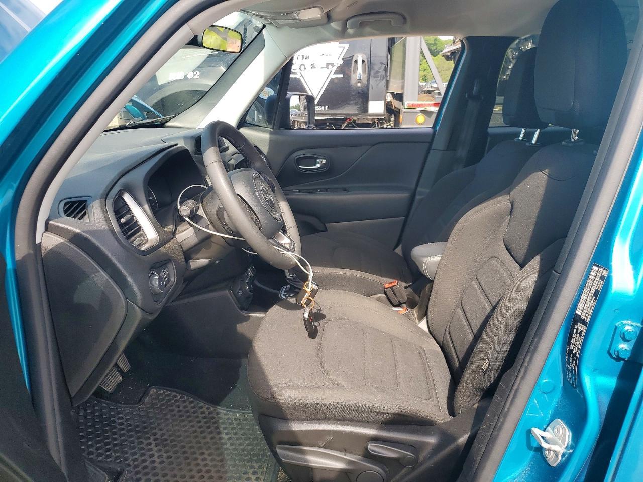 2022 Jeep Renegade Latitude - Фото 7