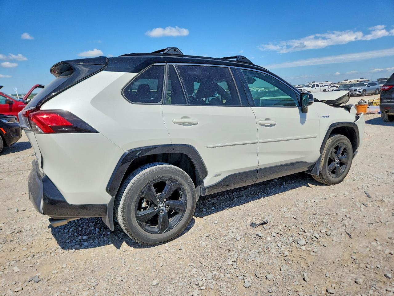 2020 Toyota Rav4 Xse - Image 3