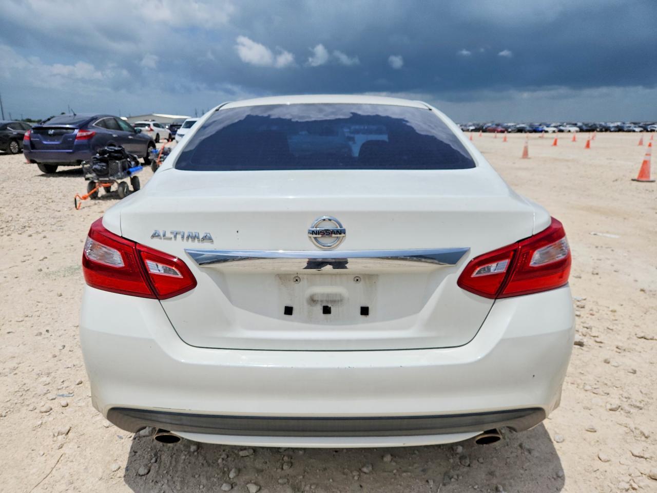 2017 Nissan Altima 2.5 S - Фото 6