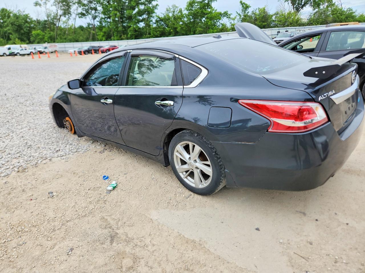 2013 Nissan Altima 2.5 - Image 2