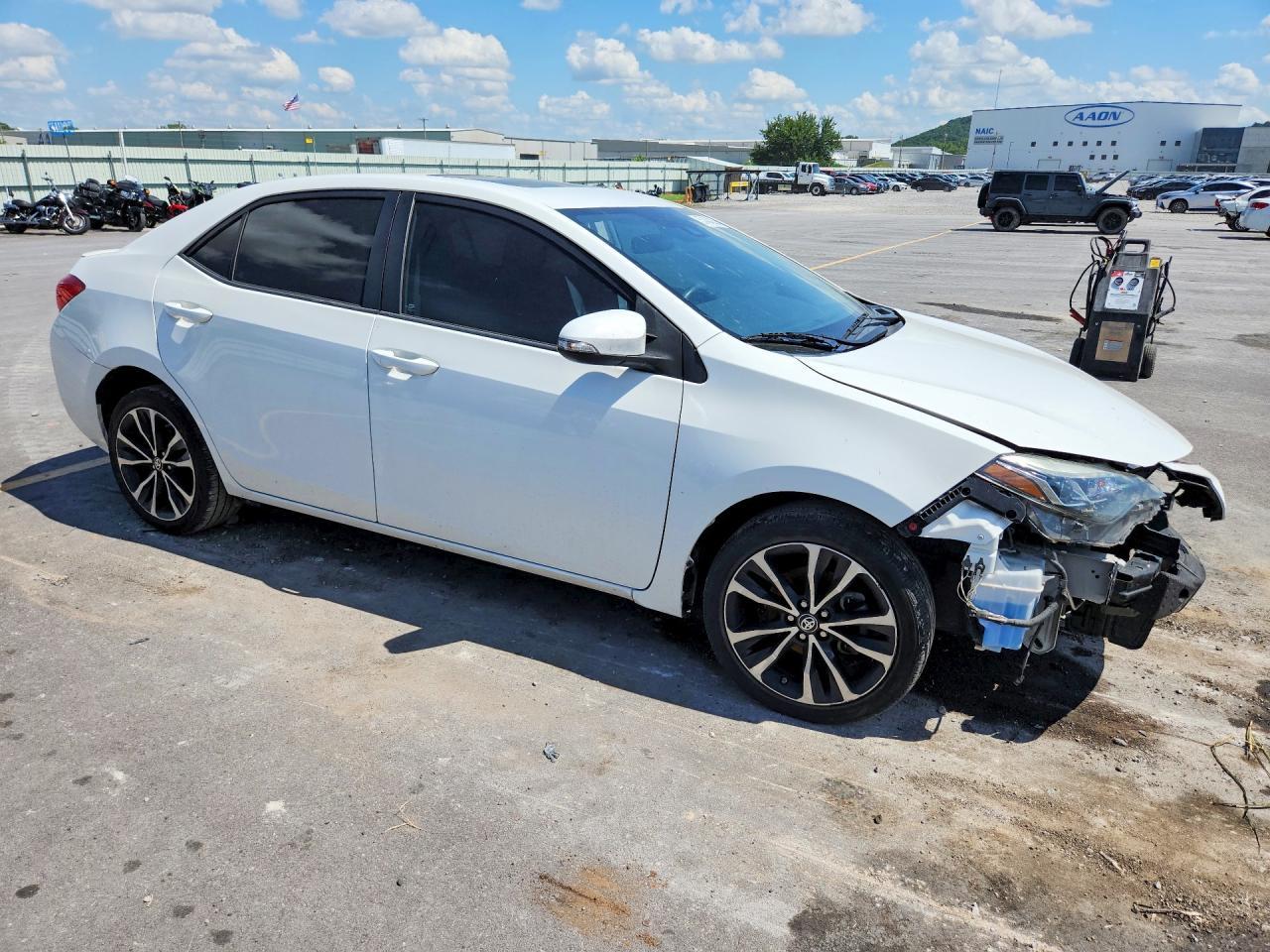 2017 Toyota Corolla Se - Фото 4