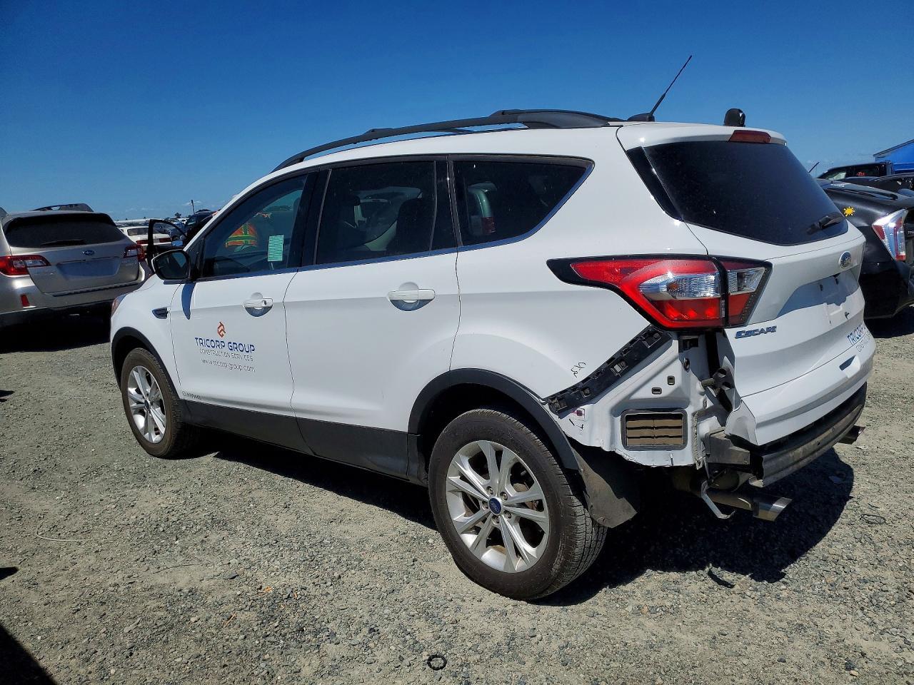2018 Ford Escape Se - Фото 2
