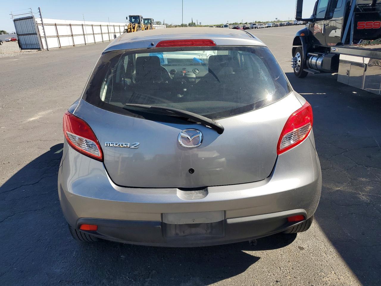 2014 Mazda Mazda2 Sport - Фото 6