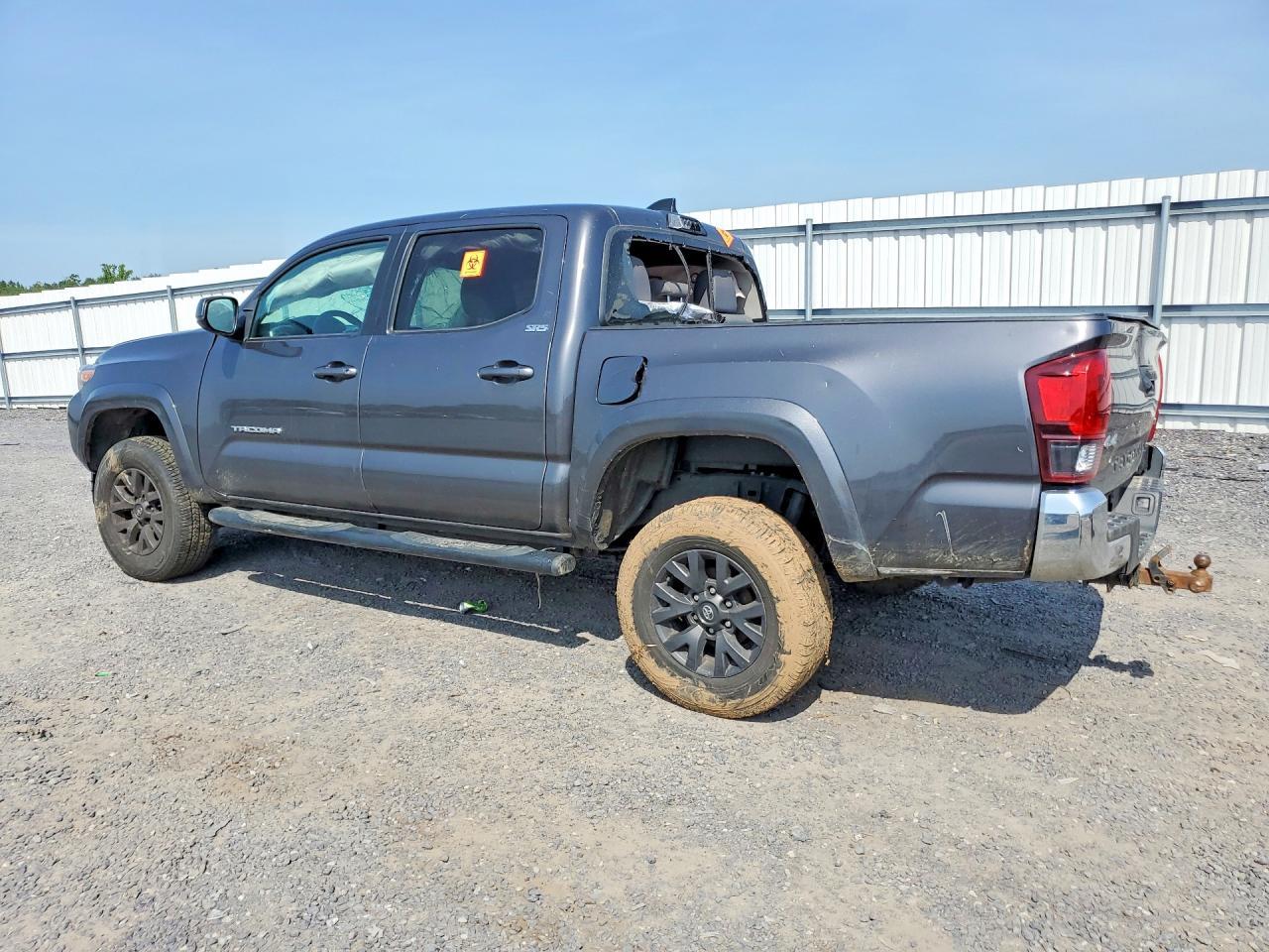 2023 Toyota Tacoma Sr5 V6 - Image 2
