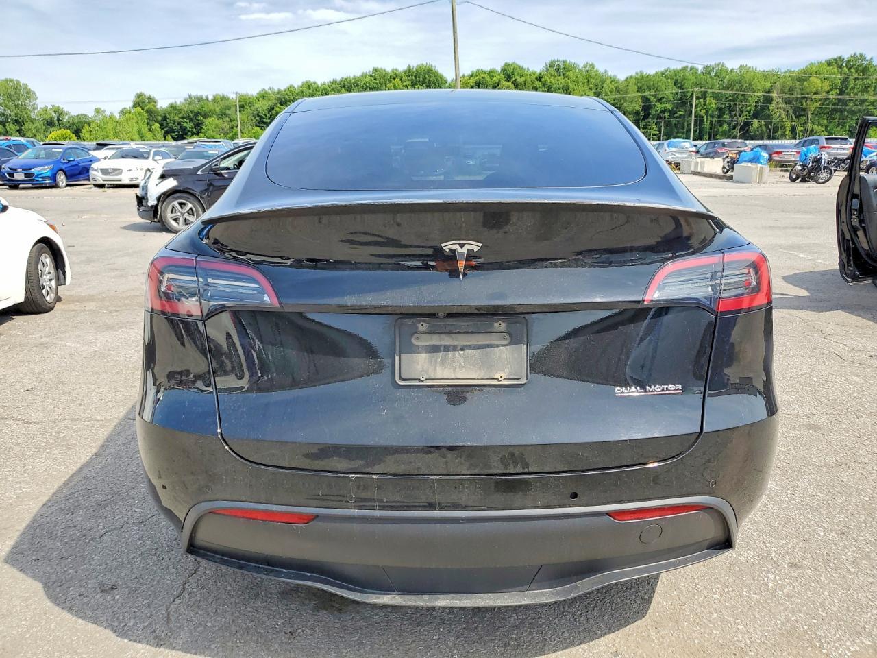 2022 Tesla Model Y - Image 6