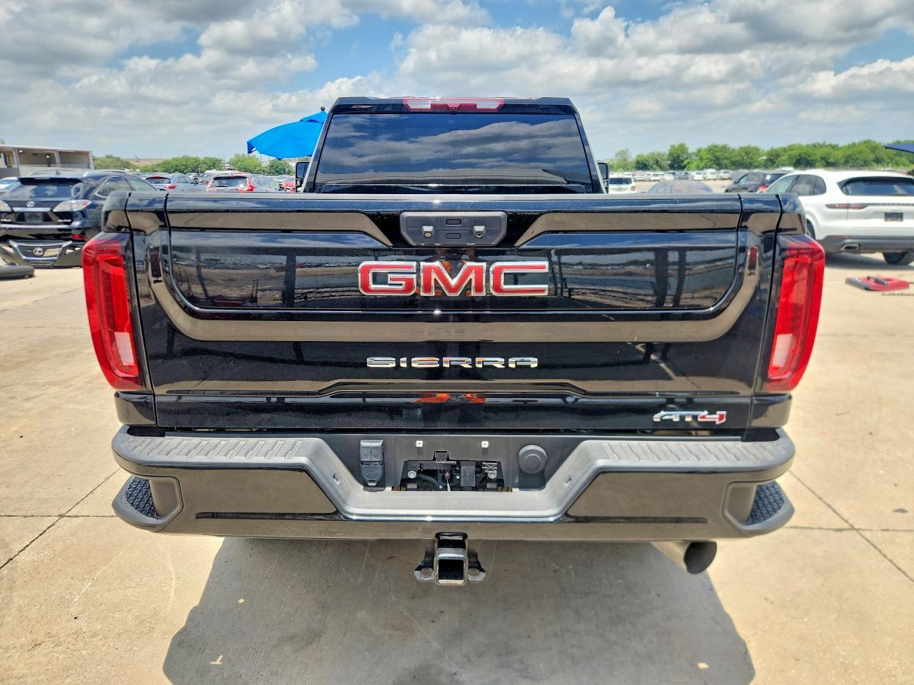 2023 GMC Sierra K2500 At4 - Фото 6