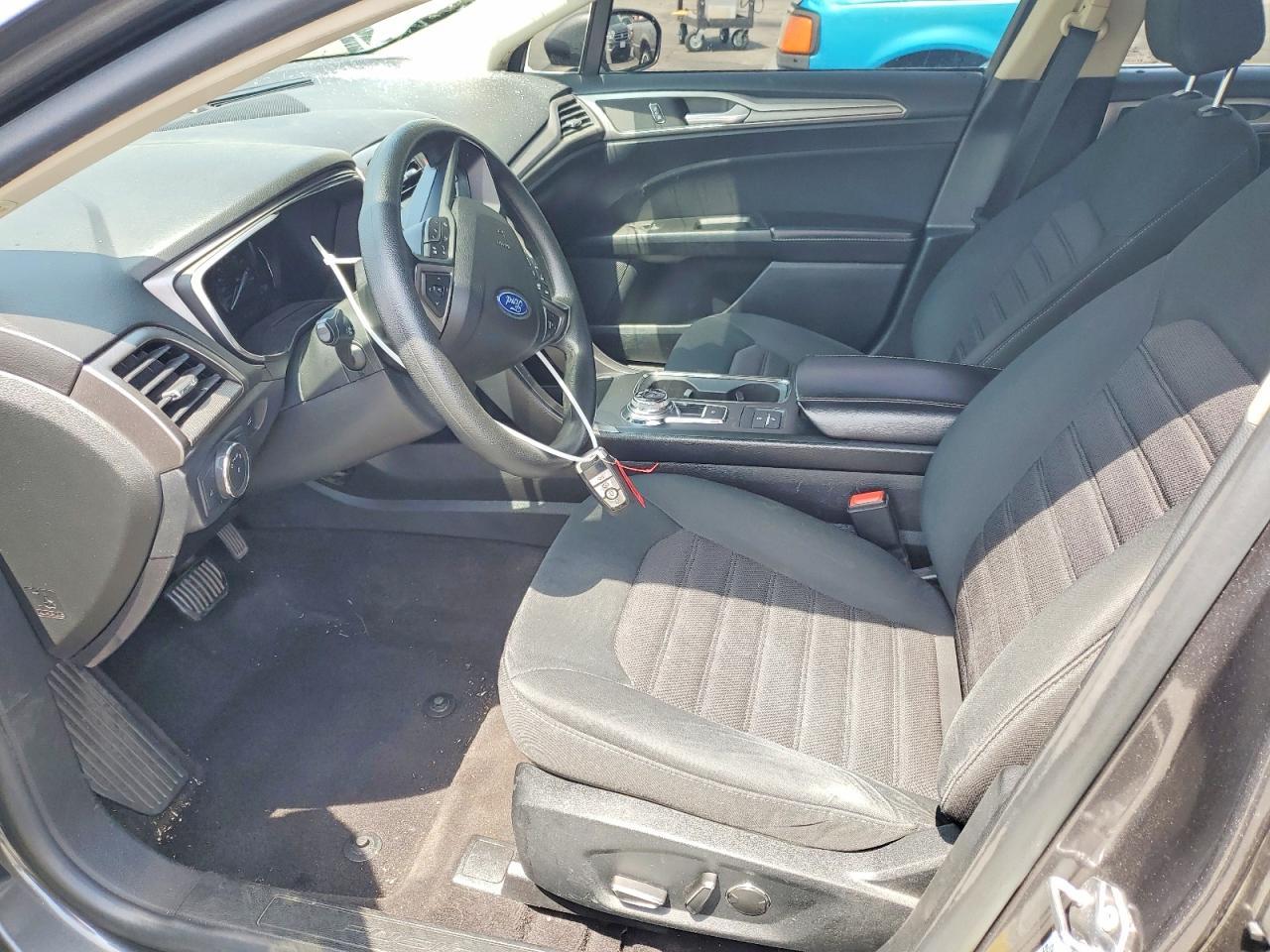 2020 Ford Fusion Se - Фото 7