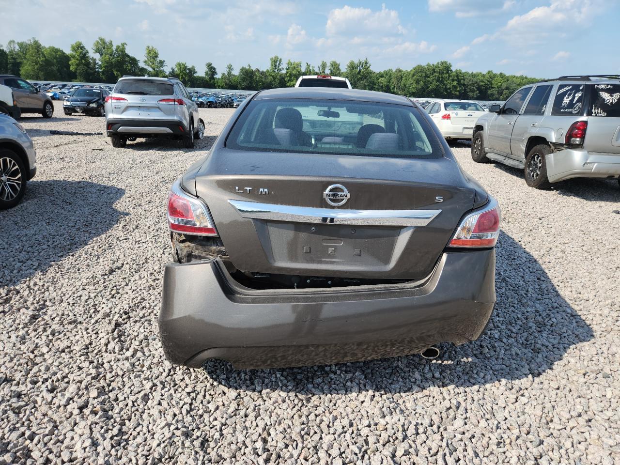 2015 Nissan Altima 2.5 S - Фото 6