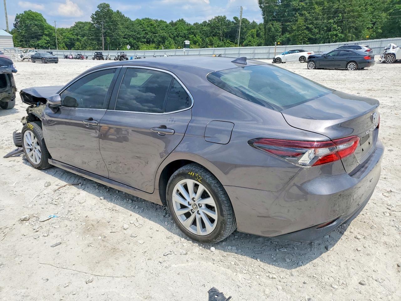 2022 Toyota Camry Le - Image 2