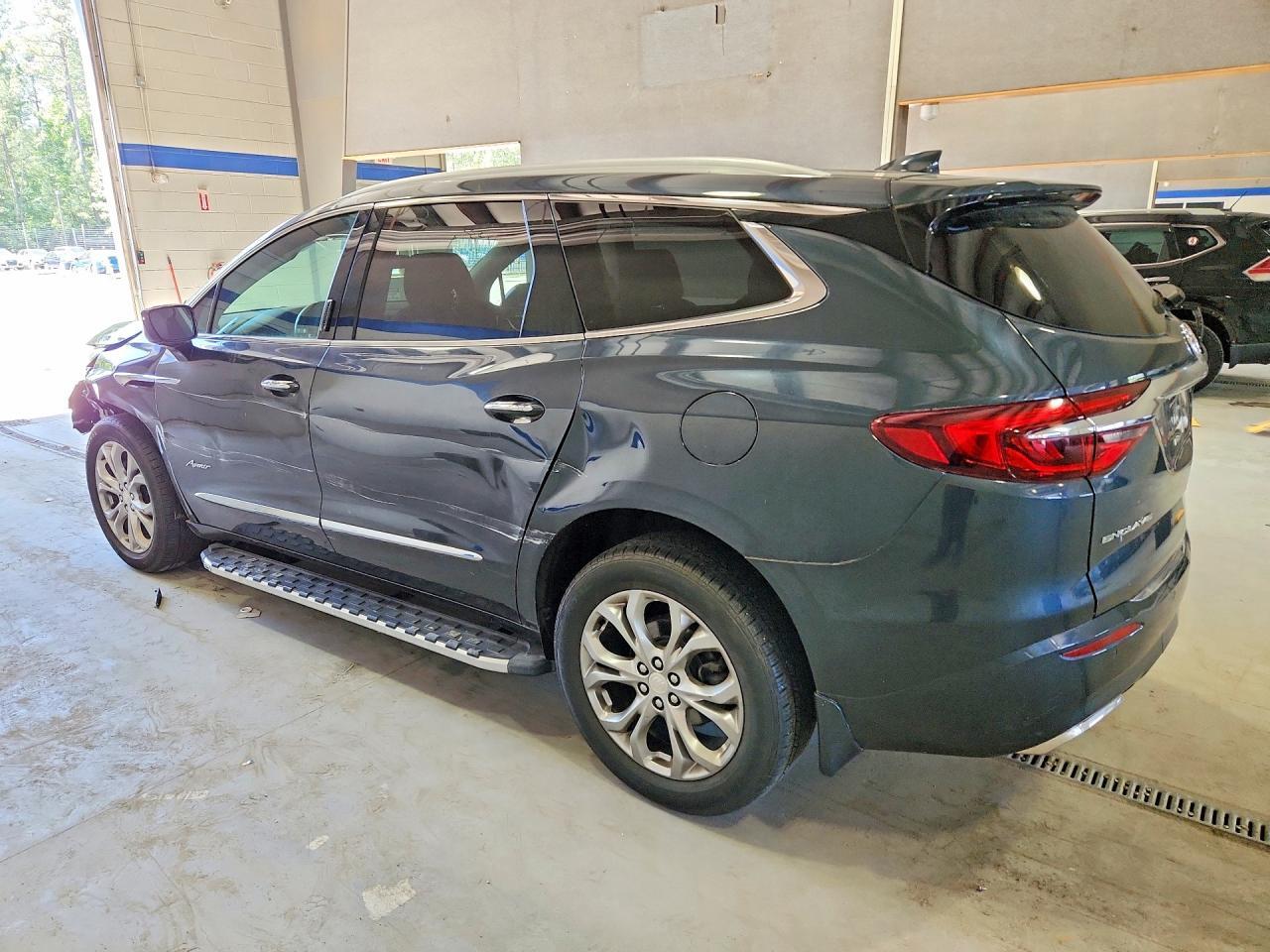 2020 Buick Enclave Avenir - Image 2