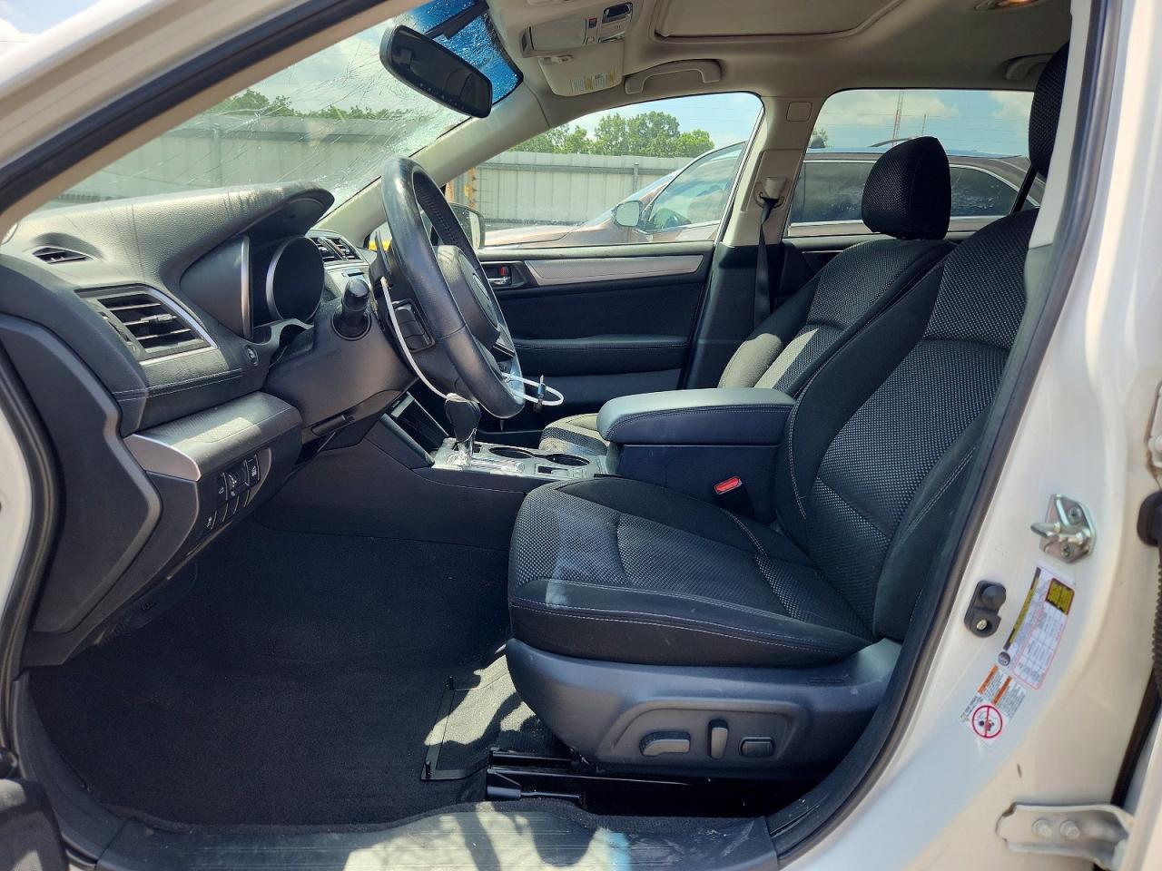 2018 Subaru Outback 2.5I Premium - Image 7