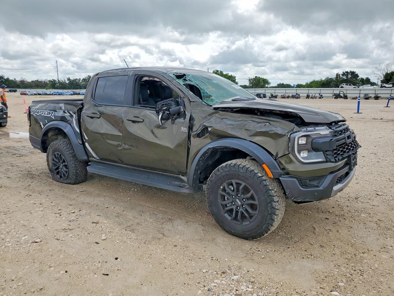 2024 Ford Ranger Raptor - Image 4