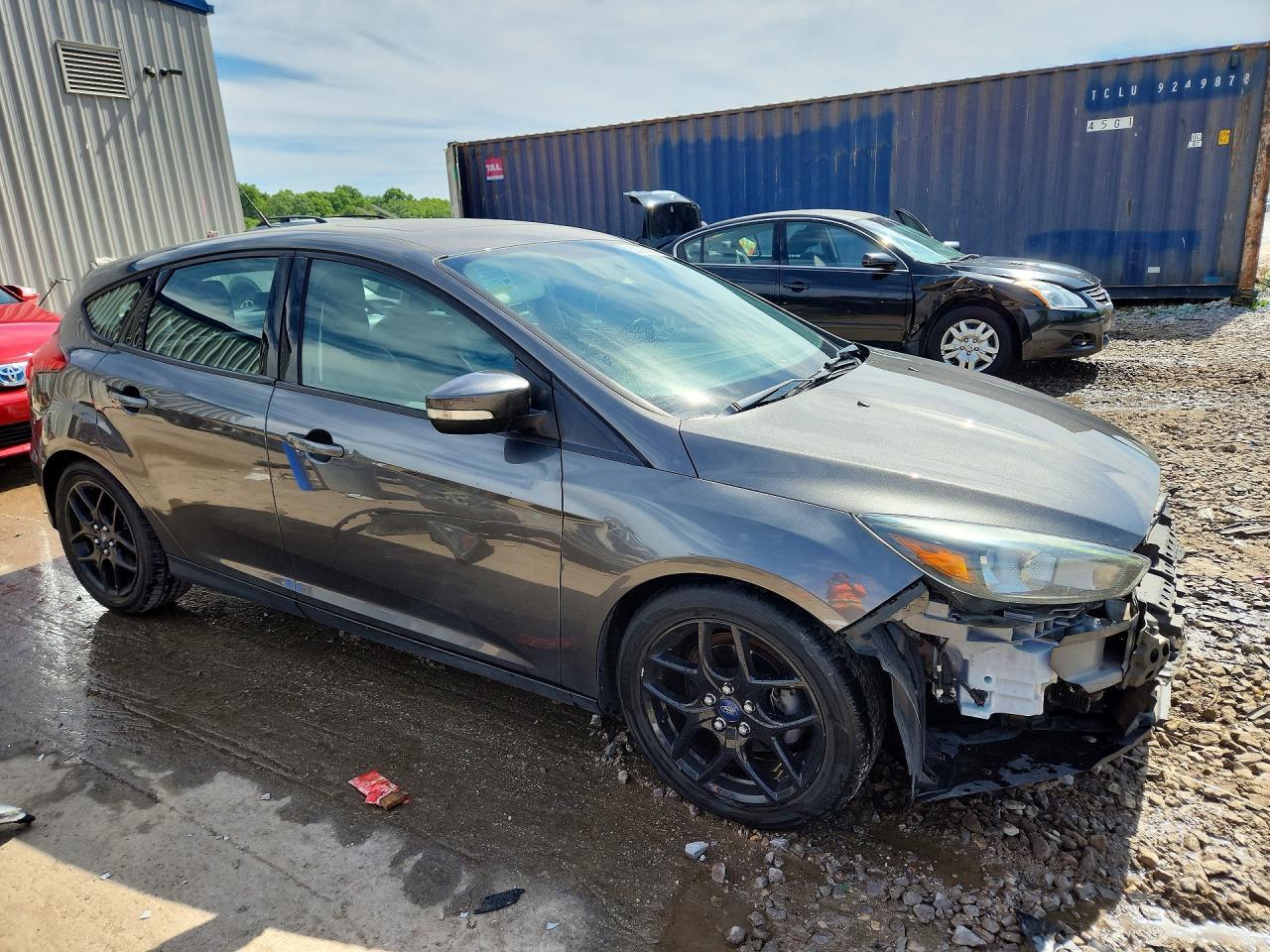 2016 Ford Focus Se - Image 4