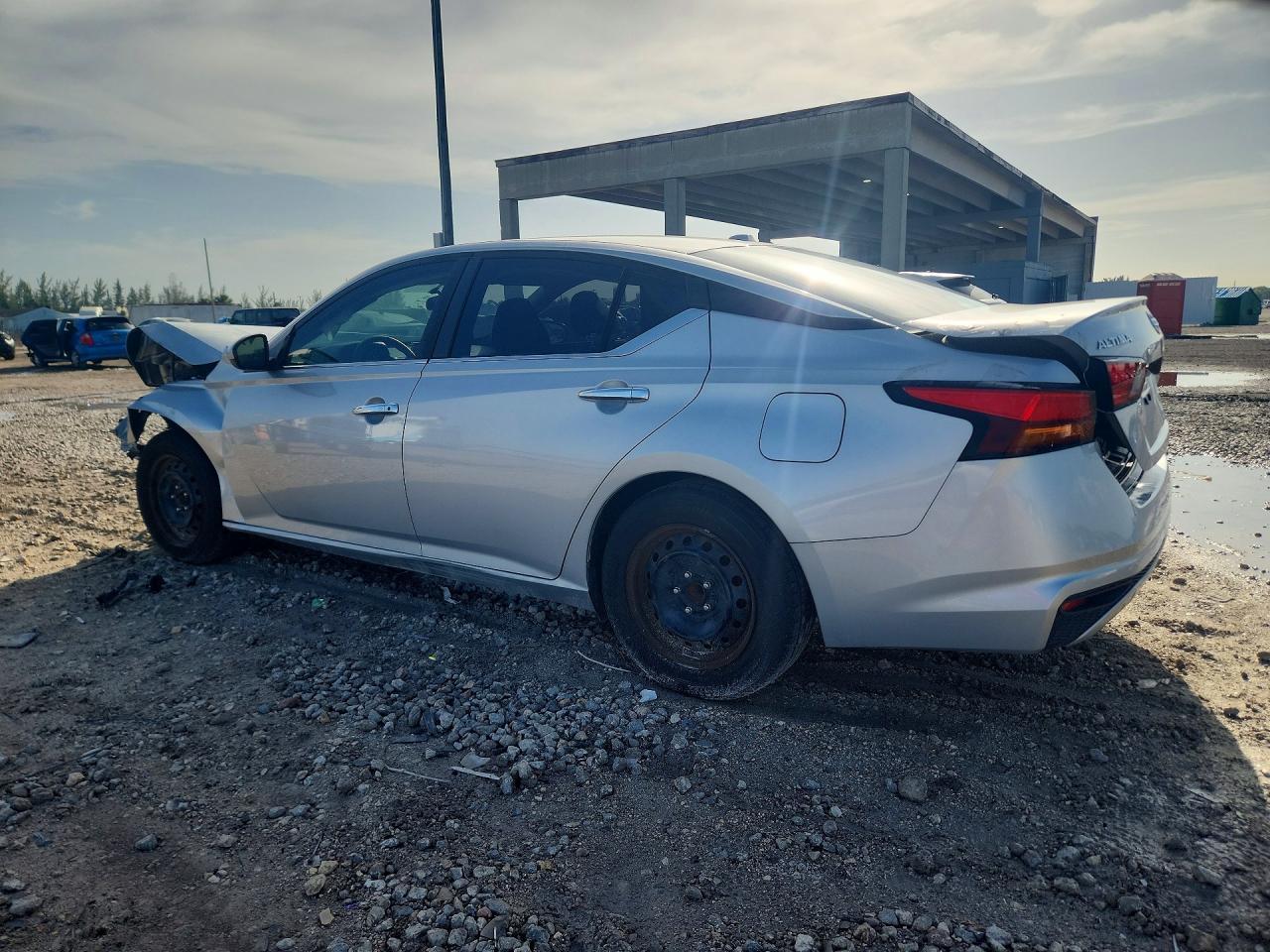 2020 Nissan Altima 2.5 S - Image 2