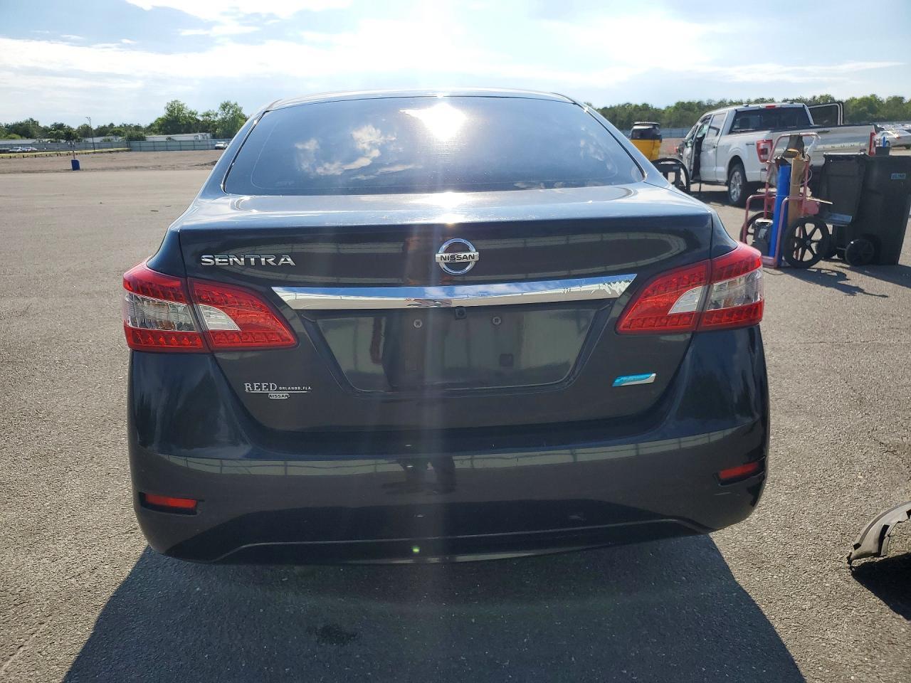 2014 Nissan Sentra S - Image 6
