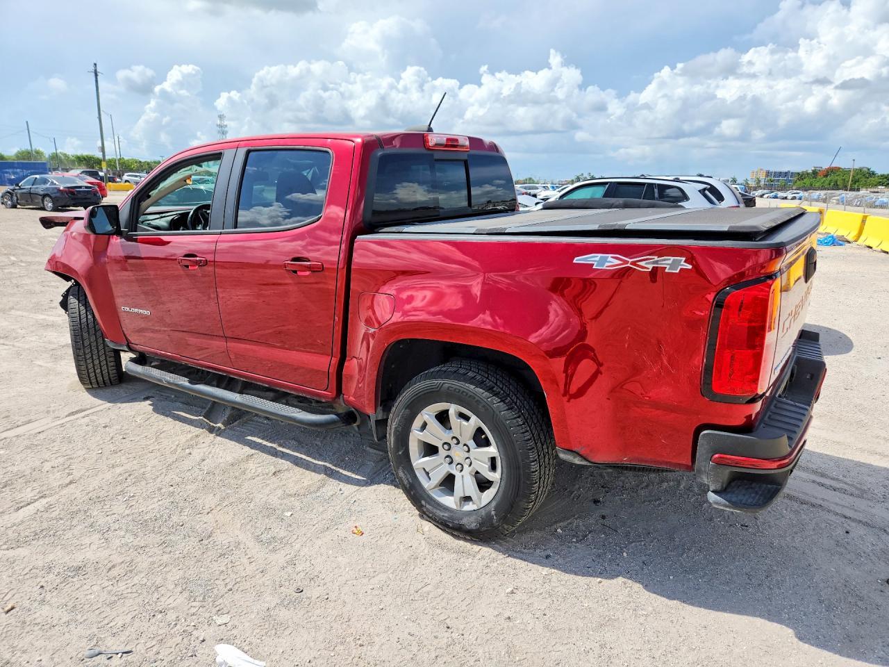 2021 Chevrolet Colorado Lt - Фото 2