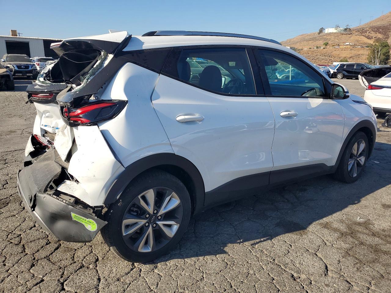 2023 Chevrolet Bolt Euv - Image 3