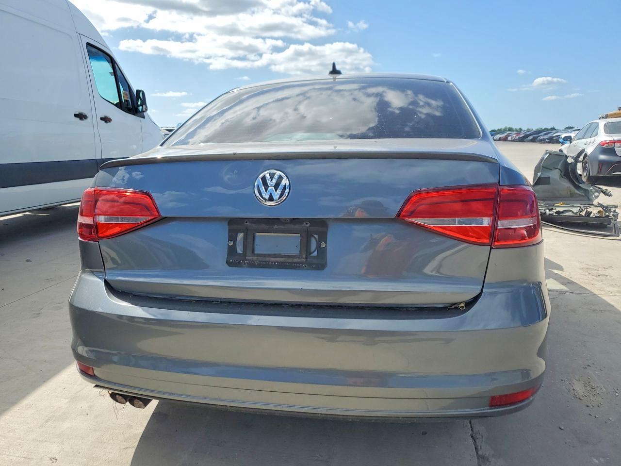 2015 Volkswagen Jetta Se - Image 6