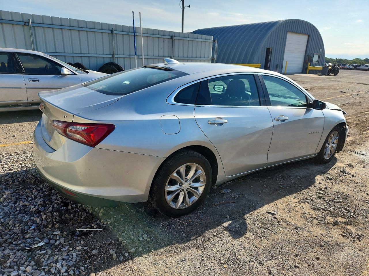 2019 Chevrolet Malibu Lt - Image 3