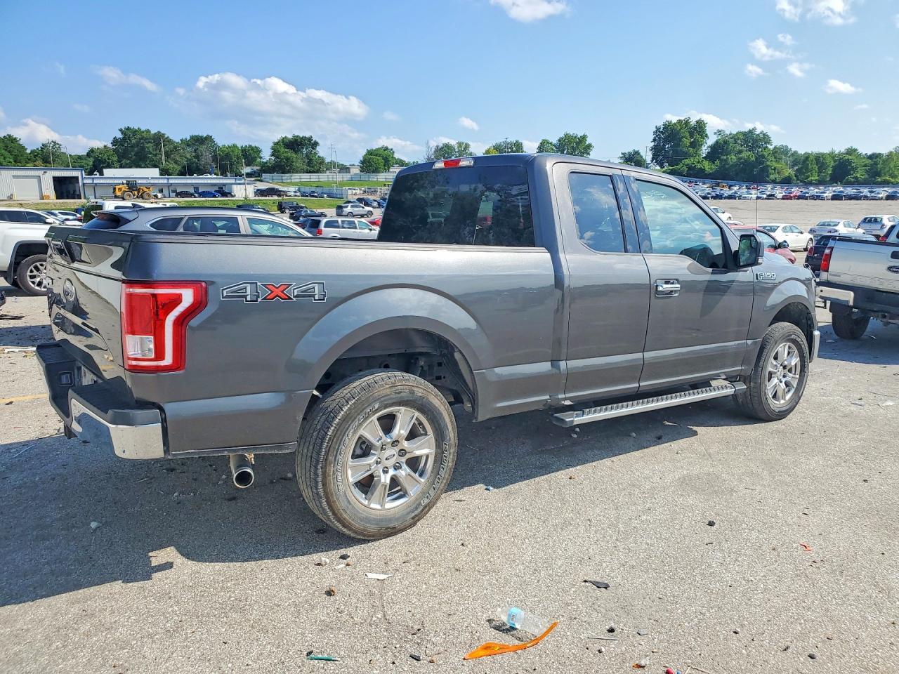 2017 Ford F150 Super Cab - Image 3