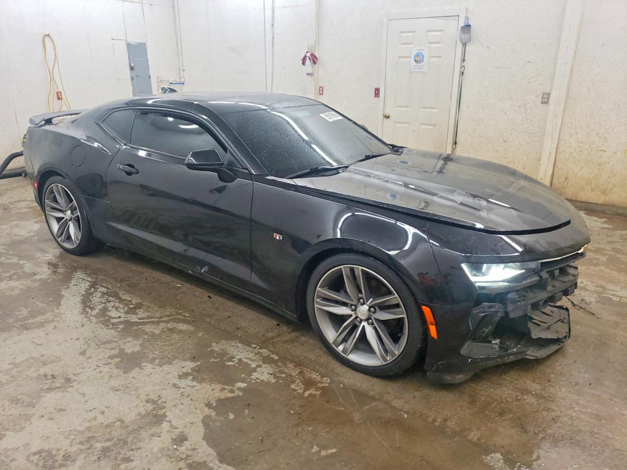 2017 Chevrolet Camaro Lt - Image 4