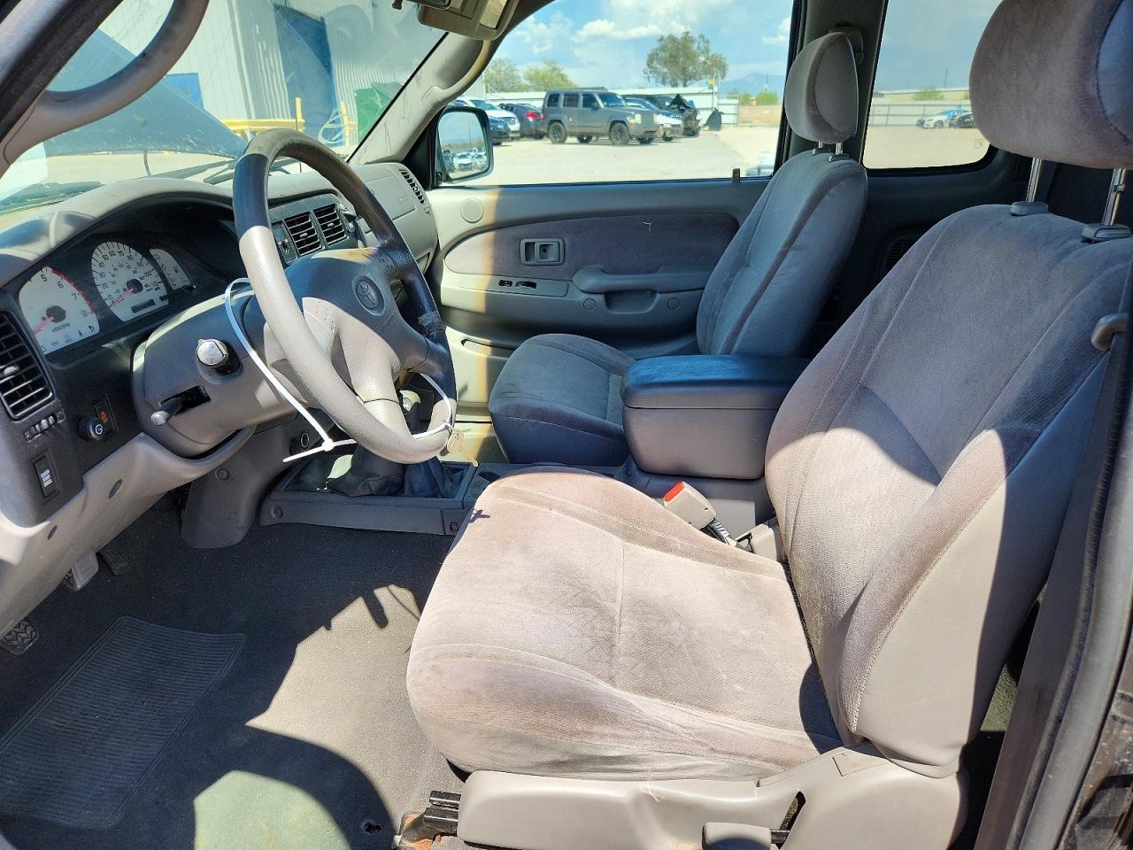 2004 Toyota Tacoma Xtracab - Фото 7