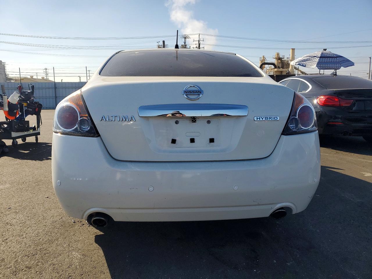 2010 Nissan Altima Hybrid - Фото 6