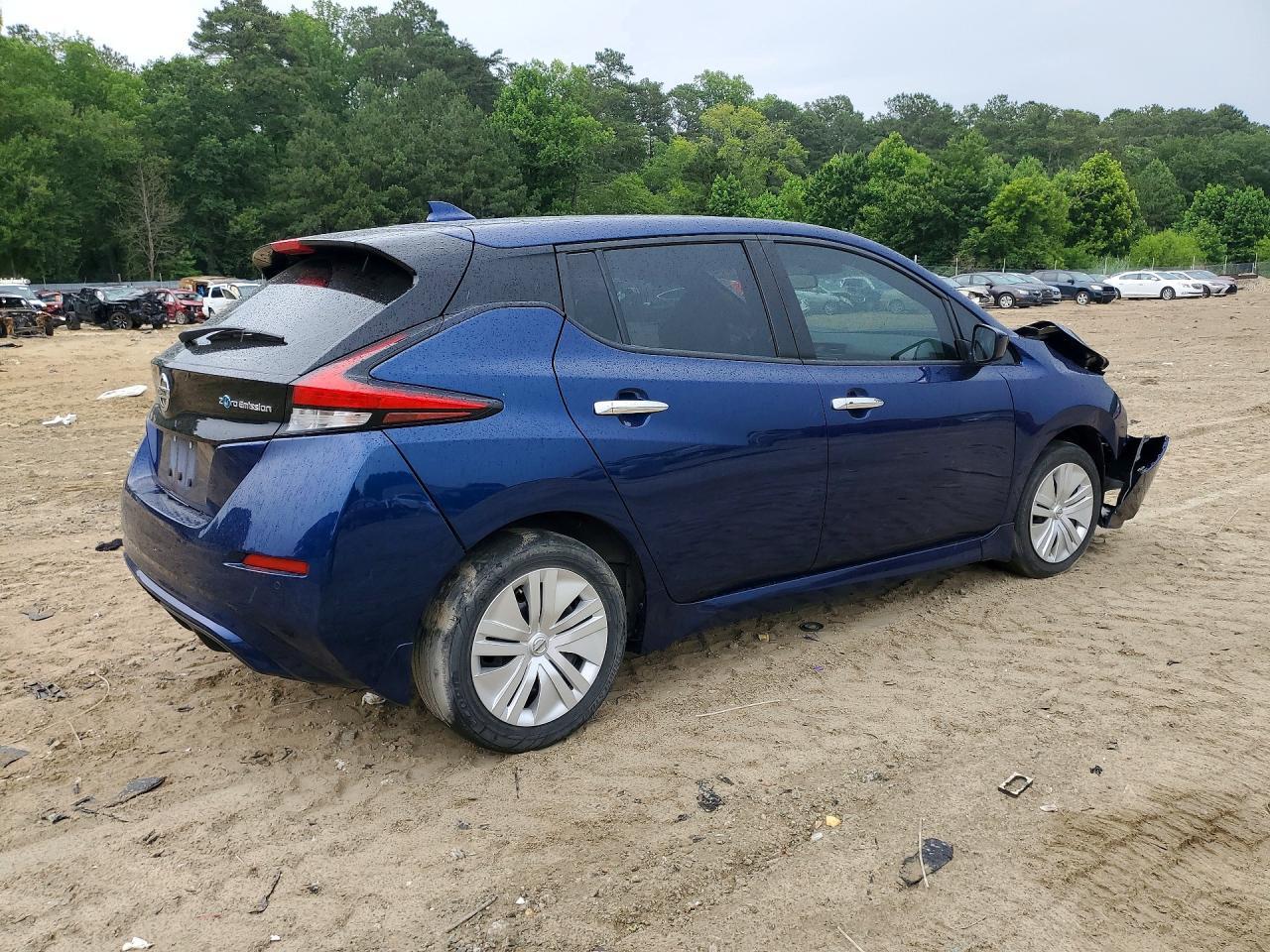 2022 Nissan Leaf S - Image 3