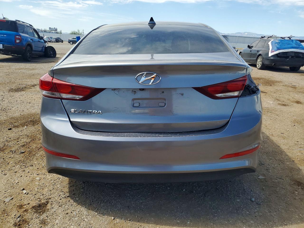2018 Hyundai Elantra Value Edition - Фото 6