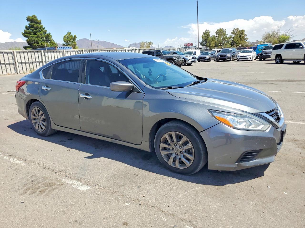2018 Nissan Altima 2.5 S - Фото 4