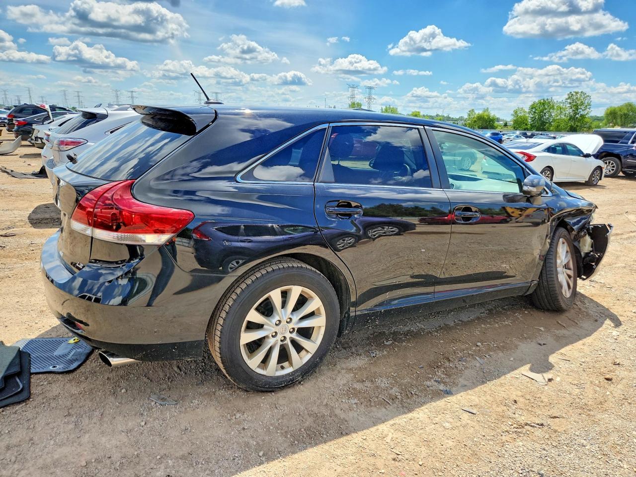 2013 Toyota Venza Le - Фото 3